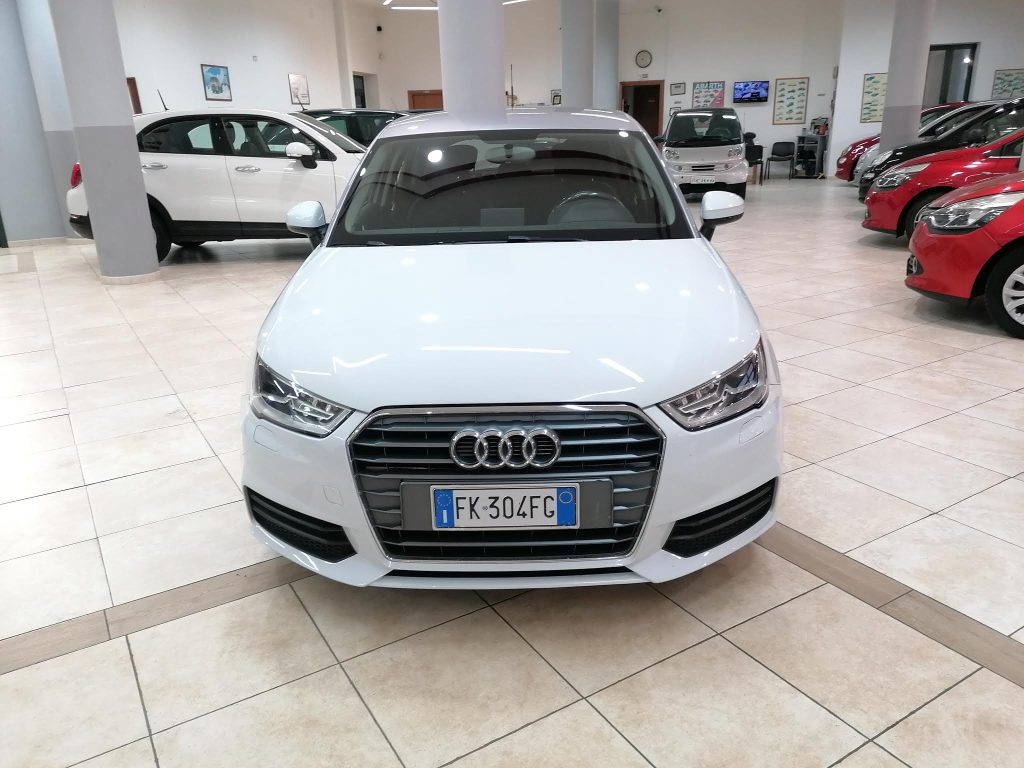 Audi A1 sportback 1.6 tdi Sline interno - Cambio automatico