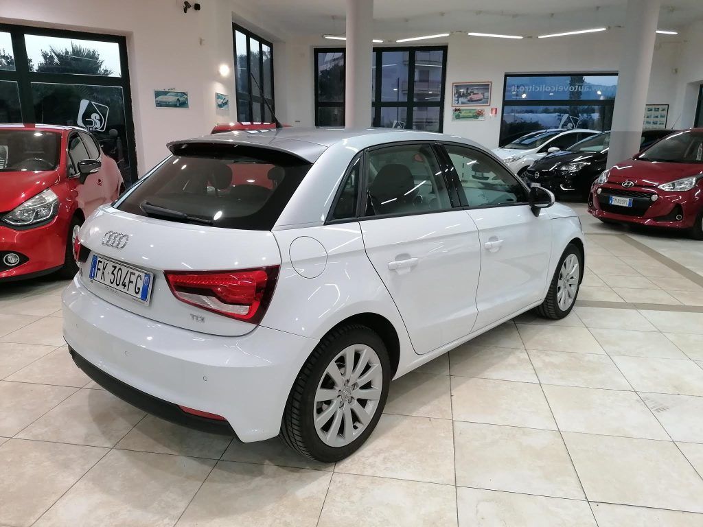 Audi A1 sportback 1.6 tdi Sline interno - Cambio automatico