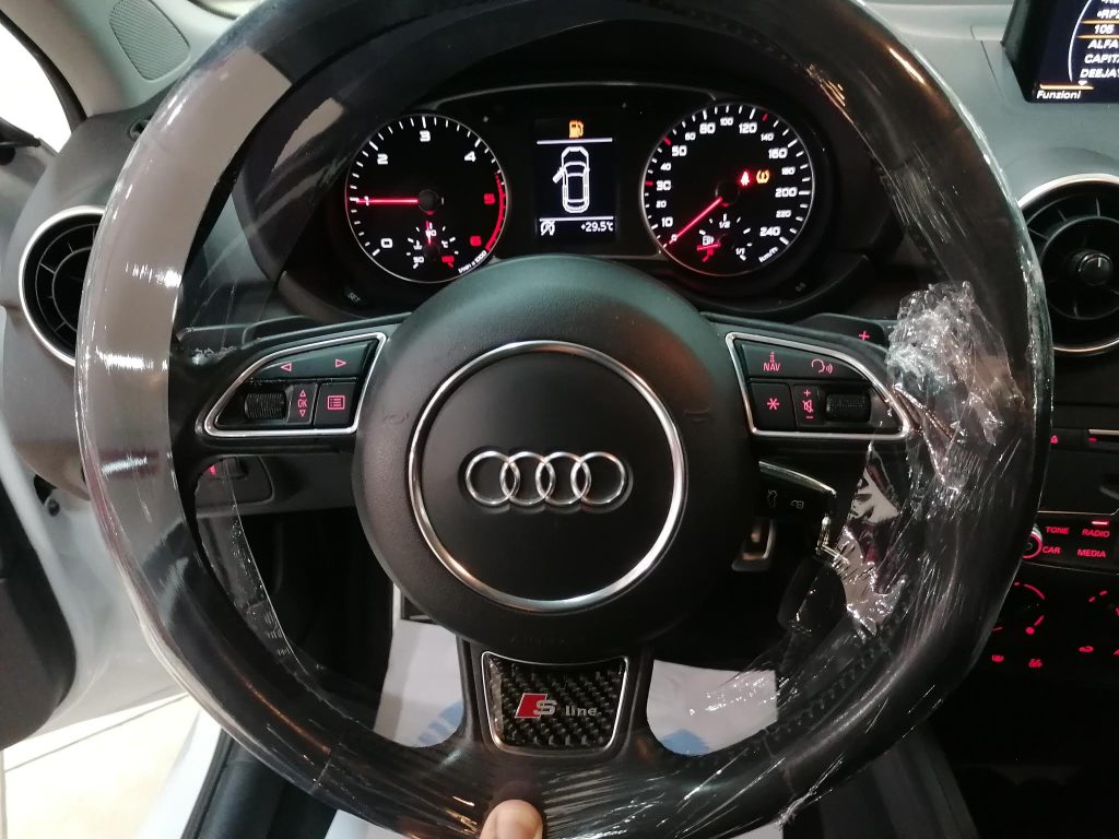 Audi A1 sportback 1.6 tdi Sline interno - Cambio automatico