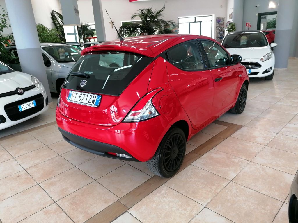 Lancia Ypsilon 1.2 5P Elefantino Blu - Neopatentati