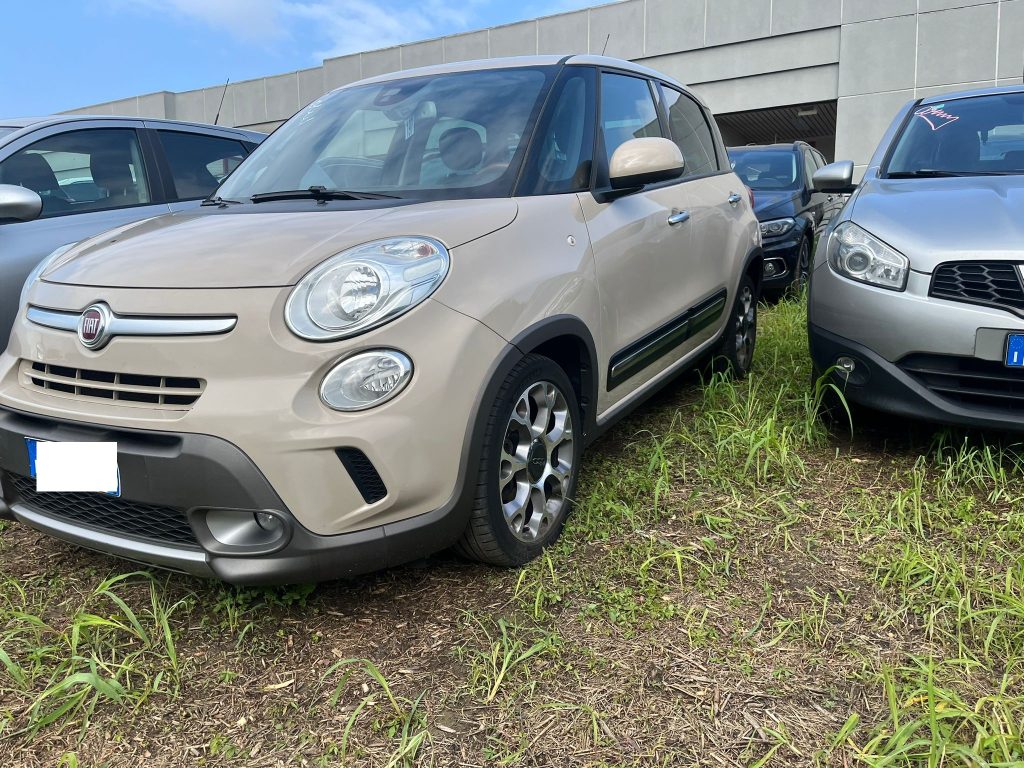 FIAT 500L 1.6 MJT 120 CV Trekking