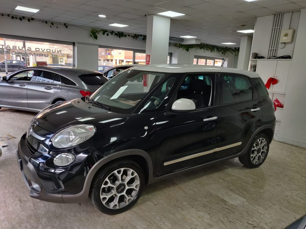 FIAT 500 L 1.6 MJT TREKKING BICOLOR