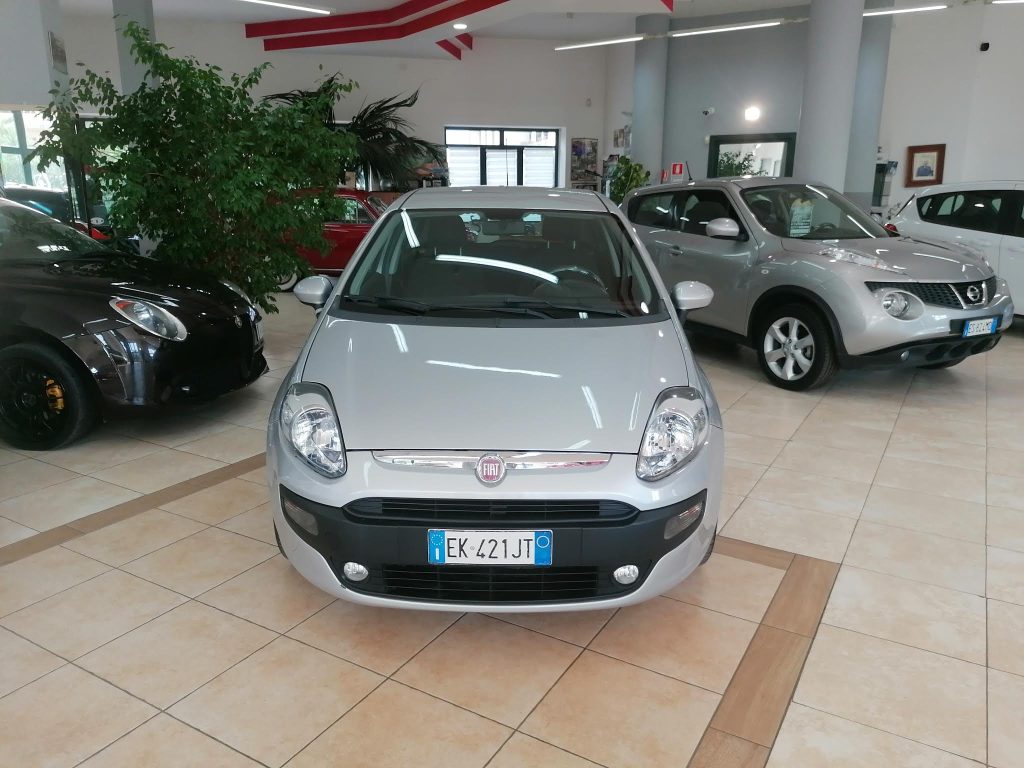 FIAT PUNTO EVO 1.2 BENZINA(ADATTA NEOPATENTATI)