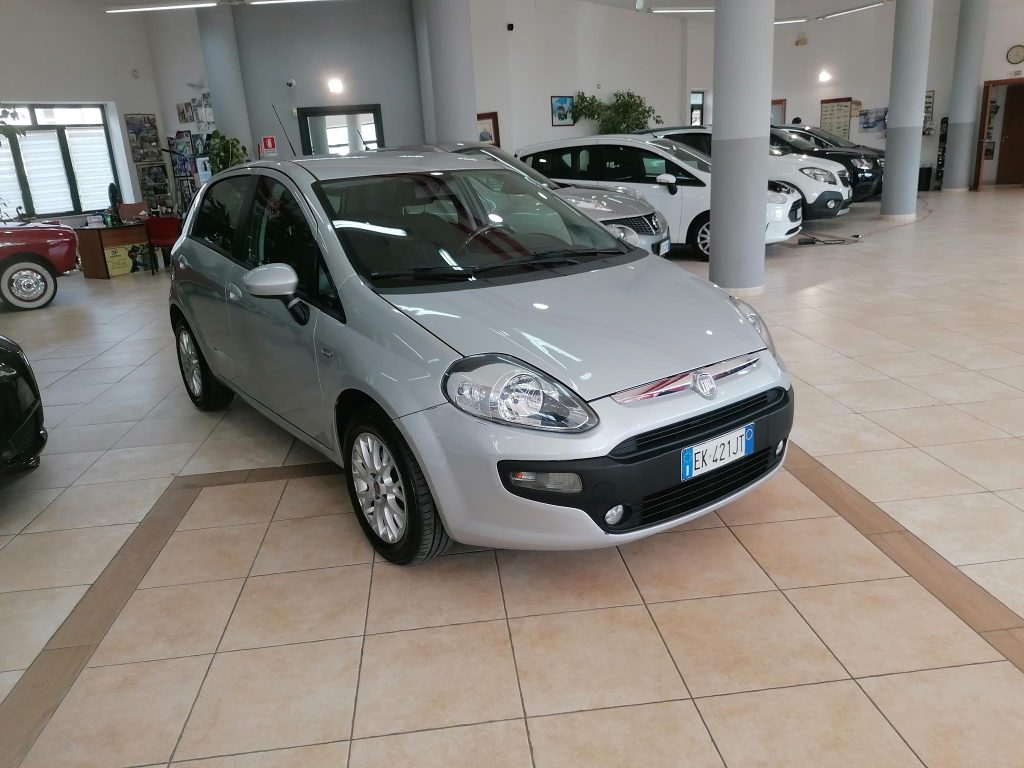 FIAT PUNTO EVO 1.2 BENZINA(ADATTA NEOPATENTATI)