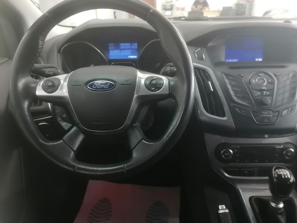 FORD FOCUS 1.6 TDCI TITANIUM