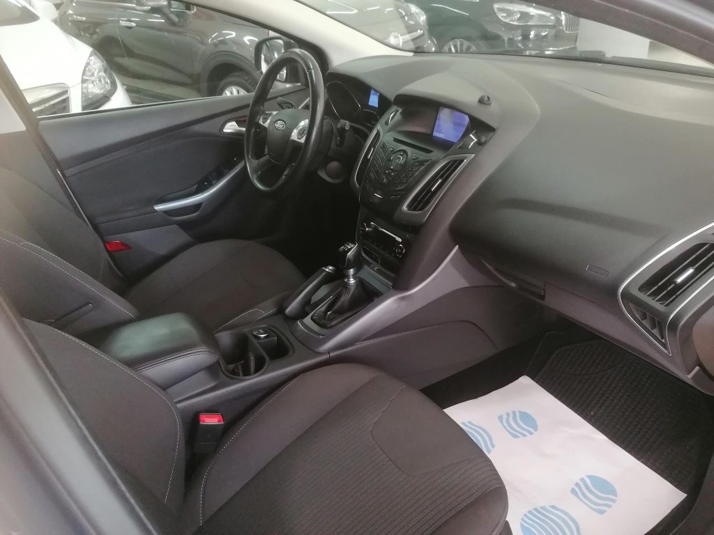 FORD FOCUS 1.6 TDCI TITANIUM