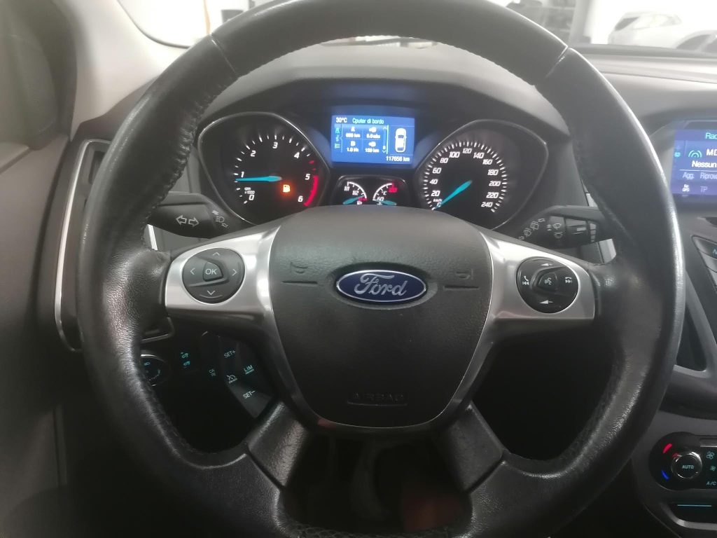 FORD FOCUS 1.6 TDCI TITANIUM