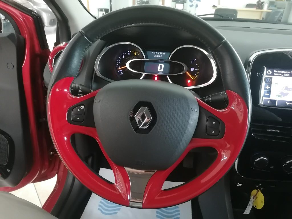 RENAULT CLIO 1.5 DCI R-LINK