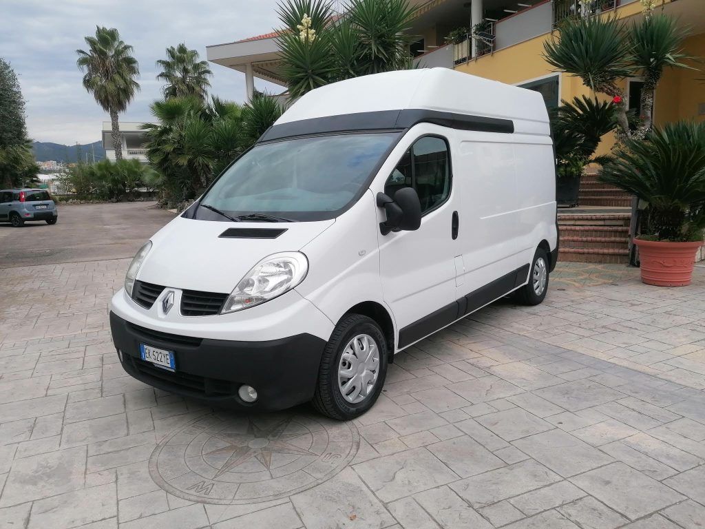 RENAULT TRAFIC FURGONE TETTO RIALZATO + PORTA LATERALE