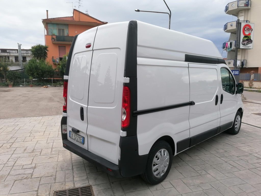 RENAULT TRAFIC FURGONE TETTO RIALZATO + PORTA LATERALE