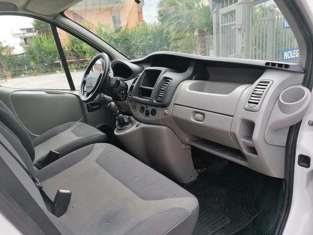 RENAULT TRAFIC FURGONE TETTO RIALZATO + PORTA LATERALE