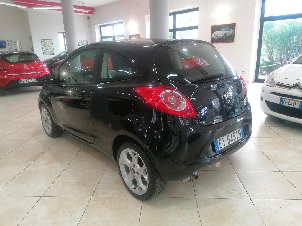 FORD KA BLACK&WHITE EDITION 1.2 BENZINA (NEOPATENTATI)