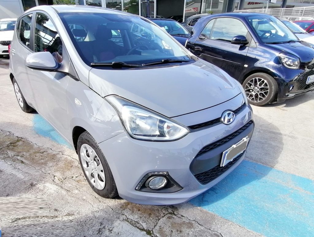 HYUNDAI I10 MPI 1.0 CLASSIC(ADATTA NEOPATENTATI)