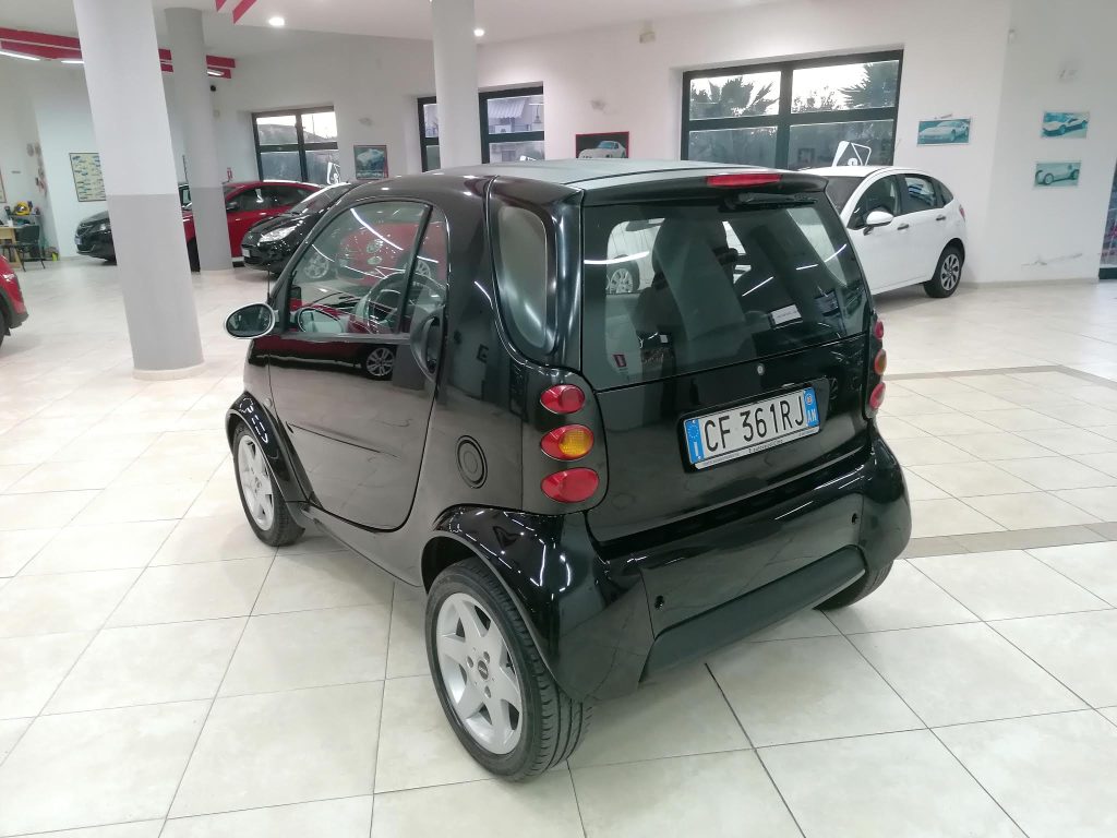 SMART FORTWO PASSION 700 AUTOMATICA(ADATTA NEOPATENTATI)