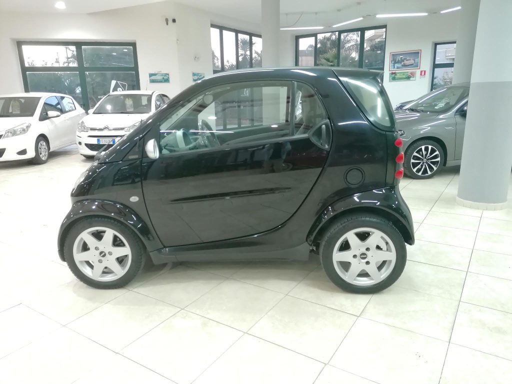 SMART FORTWO PASSION 700 AUTOMATICA(ADATTA NEOPATENTATI)