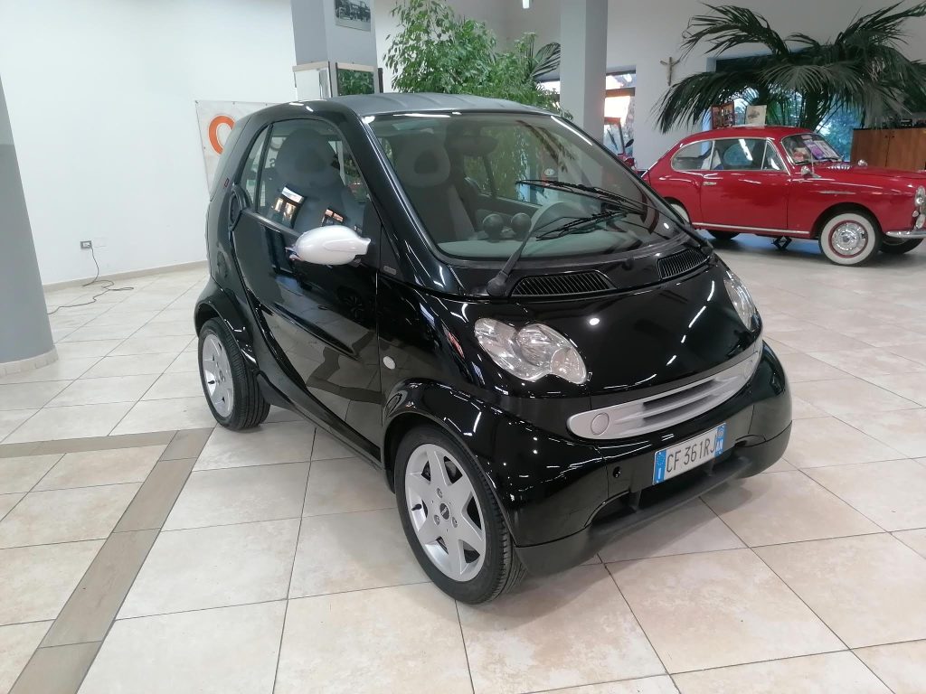 SMART FORTWO PASSION 700 AUTOMATICA(ADATTA NEOPATENTATI)