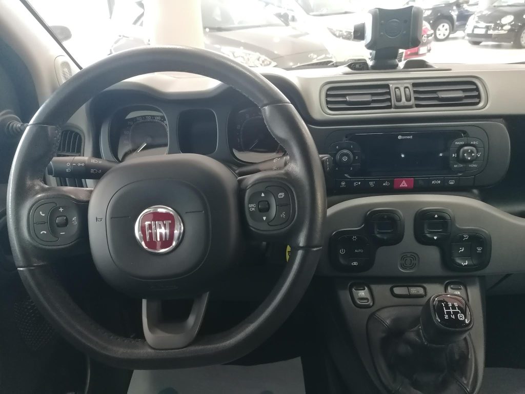 FIAT PANDA 1.2 BENZINA LOUNGE(ADATTA NEOPATENTATI)