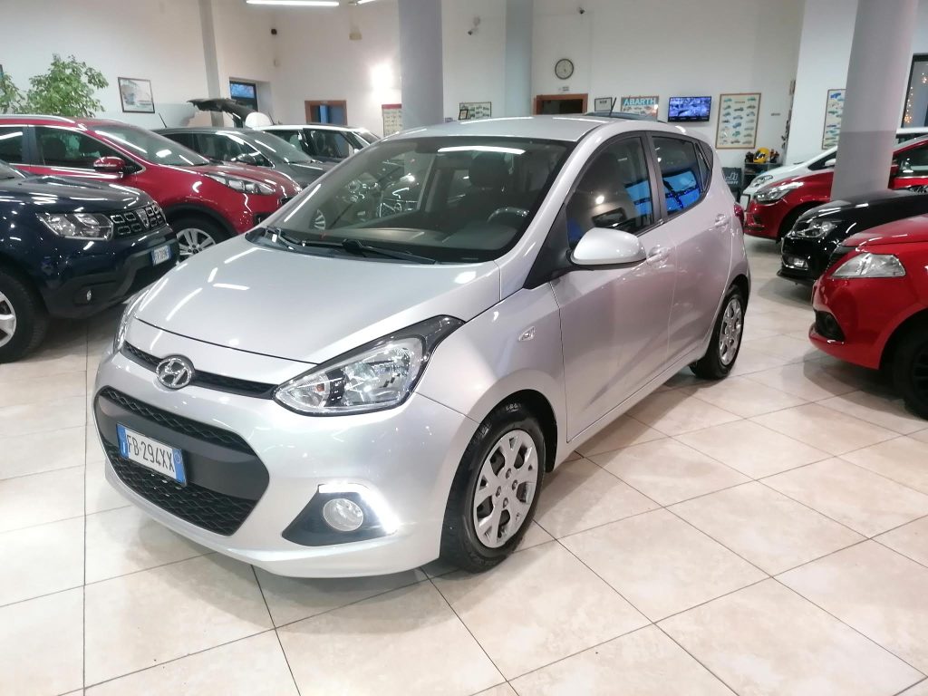 HYUNDAI i 10 BENZINA  SOUND EDITION