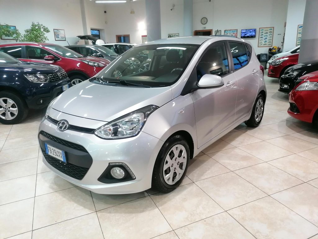 HYUNDAI i 10 BENZINA  SOUND EDITION