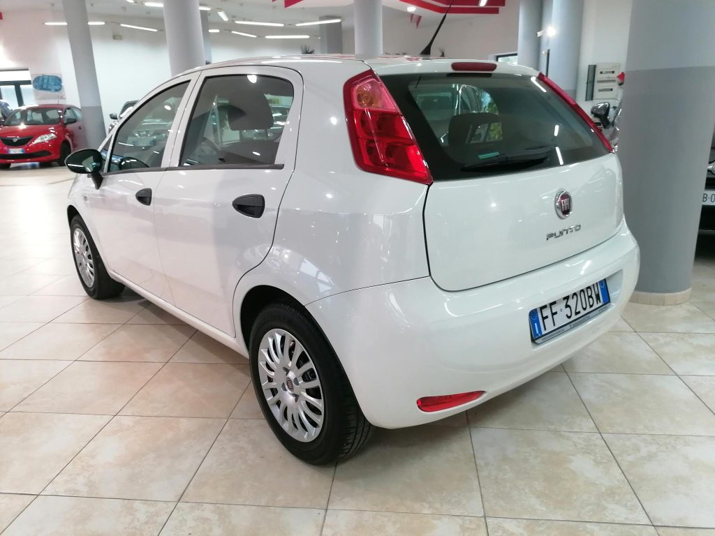 FIAT PUNTO EVO 1.2 GPL(ADATTA NEOPATENTATI)