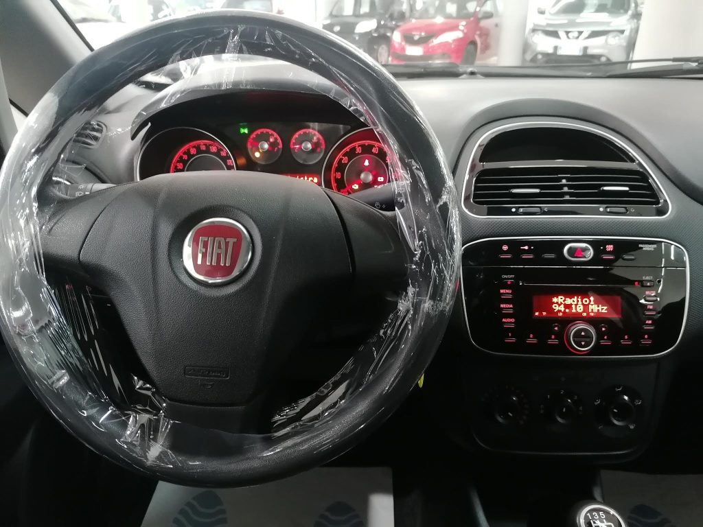 FIAT PUNTO EVO 1.2 GPL(ADATTA NEOPATENTATI)