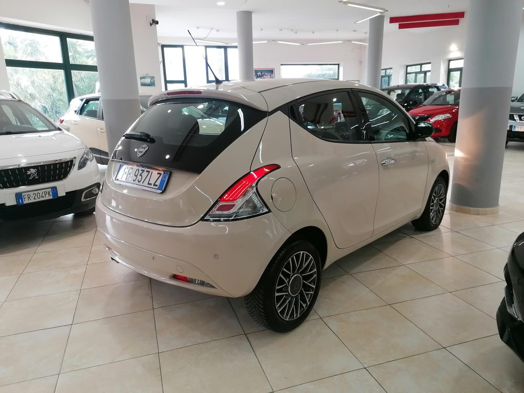 LANCIA YPSILON 1.3 MJT PLATINUM(OK NEOPATENTATI)