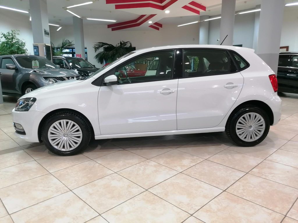 VOLKSWAGEN POLO 1.2 TSI BENZ. FRESH BLUEMOTION(OK NEOPATENTATI)