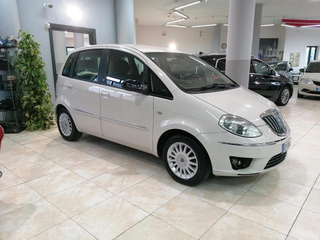 LANCIA MUSA ECOCHIC 1.4 GPL(CASA MADRE)OK NEOPATENTATI