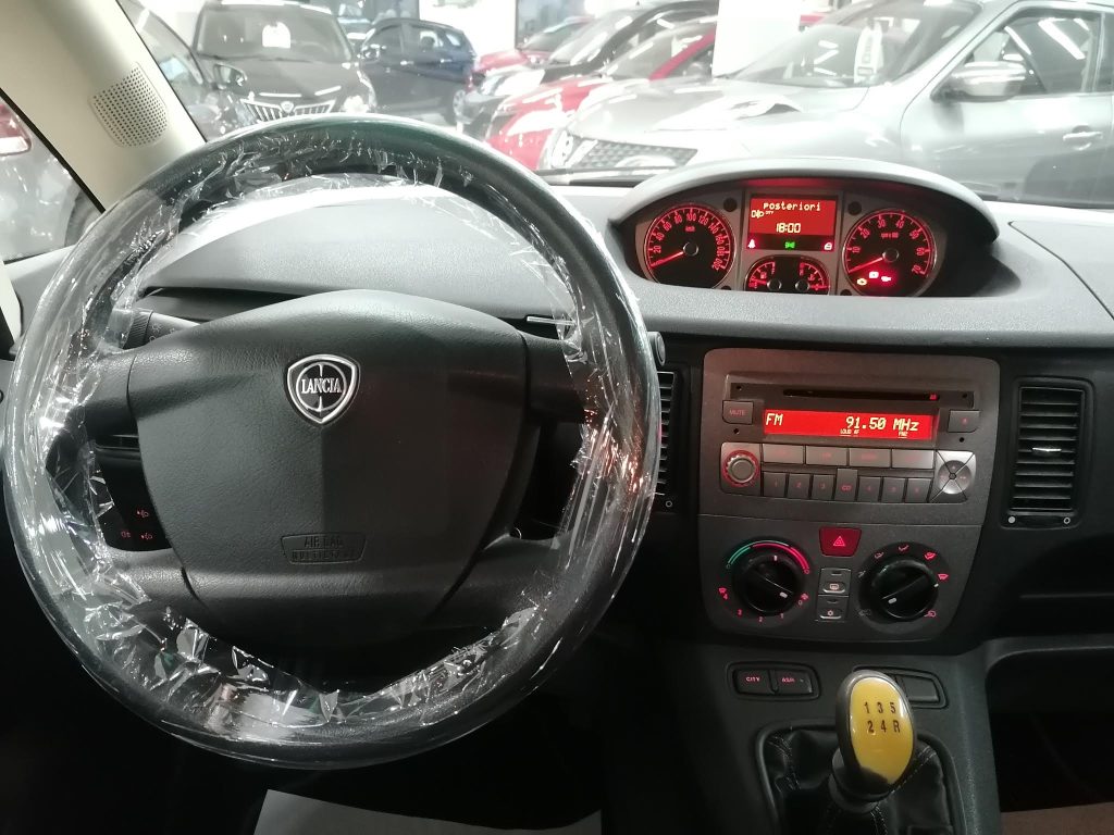 LANCIA MUSA ECOCHIC 1.4 GPL(CASA MADRE)OK NEOPATENTATI